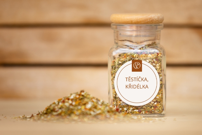 Těstíčka, křidélka v kořence