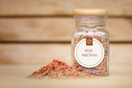 Vege - rajčátka v kořence